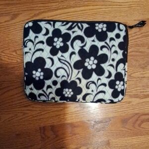 Vera Bradley Laptop Sleeve Retired Night & Day Pattern